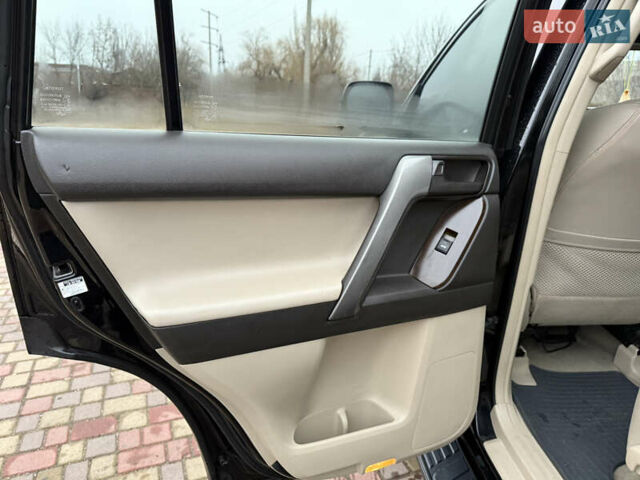 Черный Тойота Ленд Крузер Прадо, объемом двигателя 4 л и пробегом 199 тыс. км за 21600 $, фото 35 на Automoto.ua