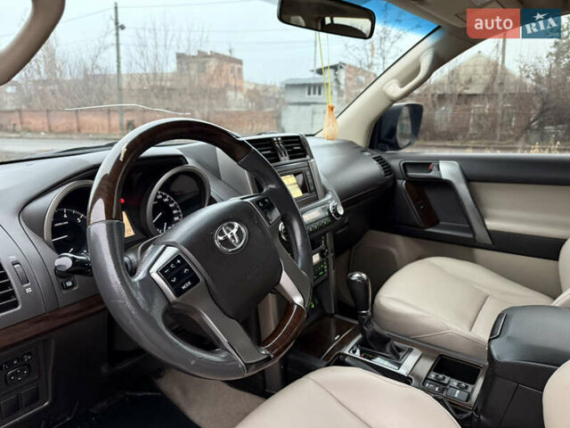 Черный Тойота Ленд Крузер Прадо, объемом двигателя 4 л и пробегом 199 тыс. км за 21600 $, фото 40 на Automoto.ua