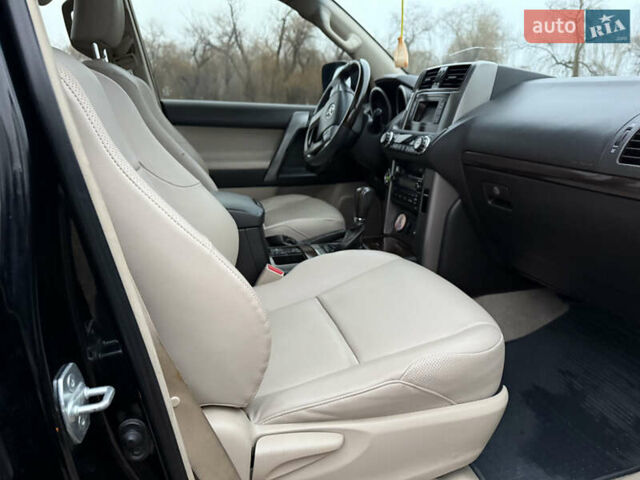 Черный Тойота Ленд Крузер Прадо, объемом двигателя 4 л и пробегом 199 тыс. км за 21600 $, фото 8 на Automoto.ua