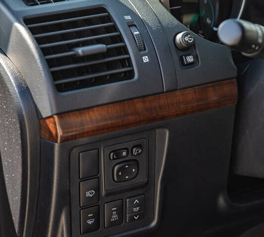 Чорний Тойота Ленд Крузер Прадо, об'ємом двигуна 2.98 л та пробігом 155 тис. км за 26500 $, фото 41 на Automoto.ua