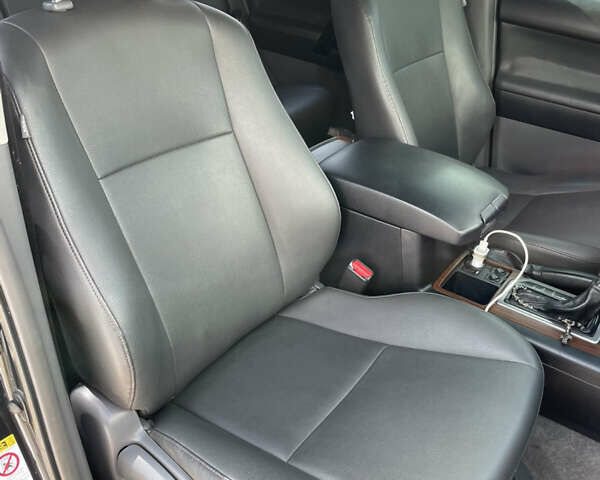 Черный Тойота Ленд Крузер Прадо, объемом двигателя 2.7 л и пробегом 171 тыс. км за 18350 $, фото 20 на Automoto.ua