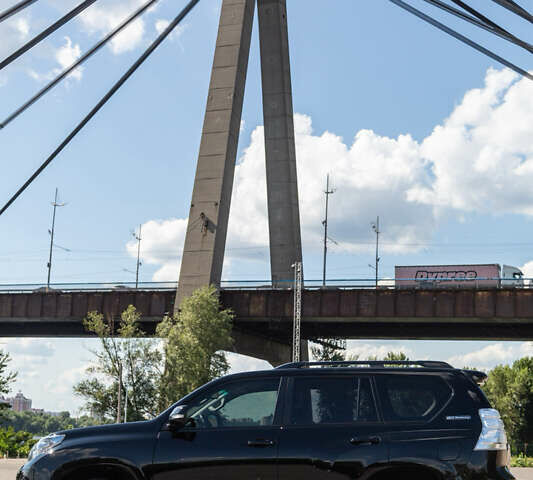 Черный Тойота Ленд Крузер Прадо, объемом двигателя 2.98 л и пробегом 155 тыс. км за 26800 $, фото 3 на Automoto.ua