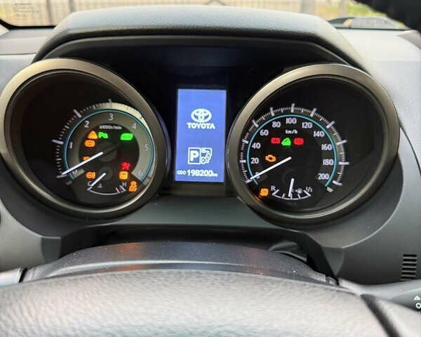 Чорний Тойота Ленд Крузер Прадо, об'ємом двигуна 3 л та пробігом 198 тис. км за 23900 $, фото 14 на Automoto.ua