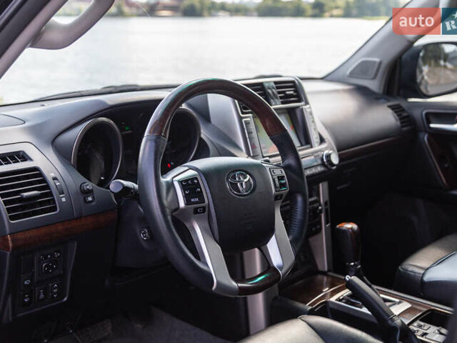 Чорний Тойота Ленд Крузер Прадо, об'ємом двигуна 2.98 л та пробігом 155 тис. км за 26500 $, фото 24 на Automoto.ua