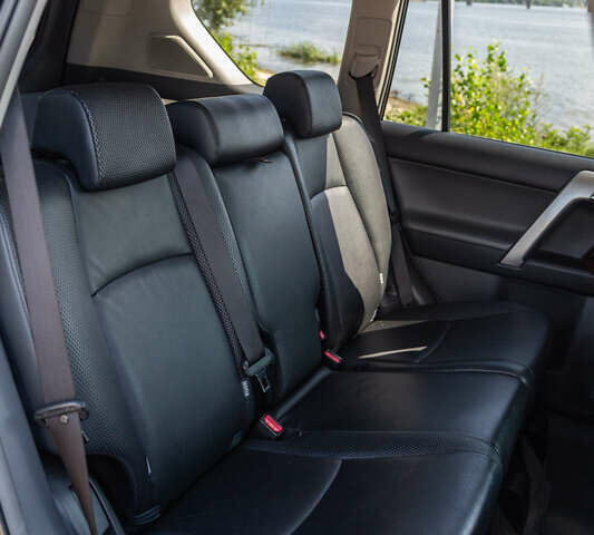 Черный Тойота Ленд Крузер Прадо, объемом двигателя 2.98 л и пробегом 155 тыс. км за 26800 $, фото 44 на Automoto.ua