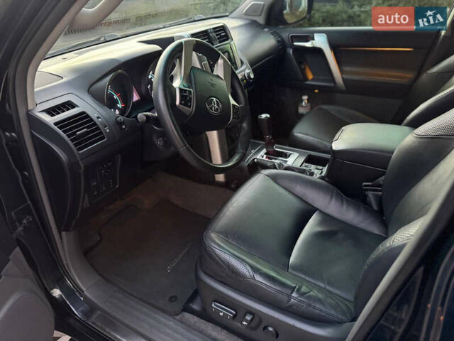 Черный Тойота Ленд Крузер Прадо, объемом двигателя 2.98 л и пробегом 95 тыс. км за 27200 $, фото 15 на Automoto.ua