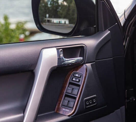 Черный Тойота Ленд Крузер Прадо, объемом двигателя 2.98 л и пробегом 155 тыс. км за 26800 $, фото 51 на Automoto.ua