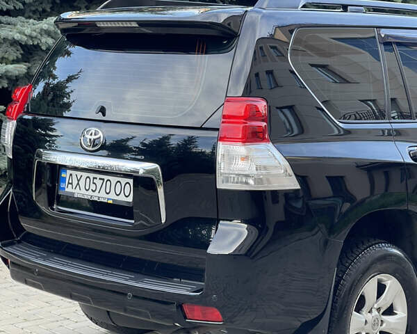 Чорний Тойота Ленд Крузер Прадо, об'ємом двигуна 2.69 л та пробігом 134 тис. км за 21900 $, фото 25 на Automoto.ua
