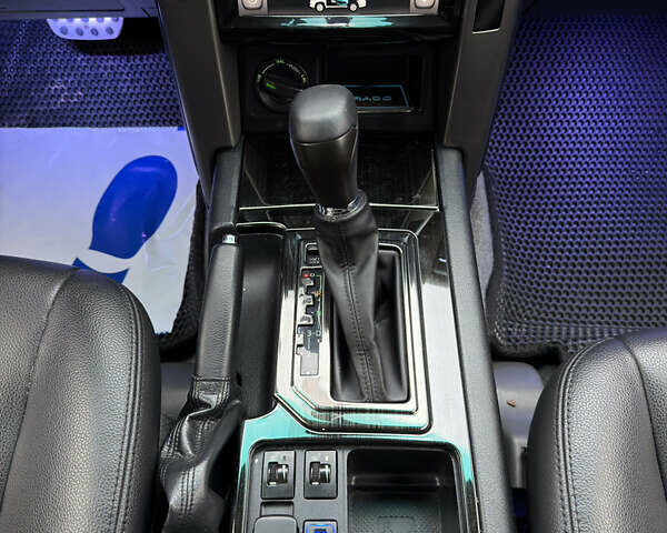 Черный Тойота Ленд Крузер Прадо, объемом двигателя 2.69 л и пробегом 148 тыс. км за 24000 $, фото 14 на Automoto.ua