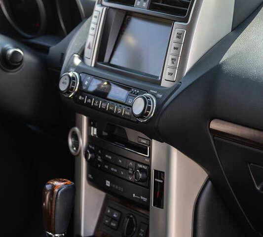 Чорний Тойота Ленд Крузер Прадо, об'ємом двигуна 2.98 л та пробігом 155 тис. км за 26500 $, фото 37 на Automoto.ua