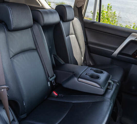 Черный Тойота Ленд Крузер Прадо, объемом двигателя 2.98 л и пробегом 155 тыс. км за 26800 $, фото 45 на Automoto.ua