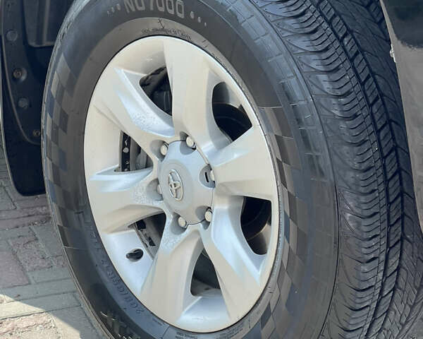 Черный Тойота Ленд Крузер Прадо, объемом двигателя 2.7 л и пробегом 171 тыс. км за 18350 $, фото 11 на Automoto.ua