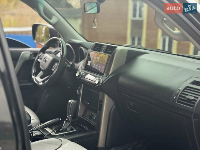 Чорний Тойота Ленд Крузер Прадо, об'ємом двигуна 2.98 л та пробігом 118 тис. км за 31500 $, фото 1 на Automoto.ua