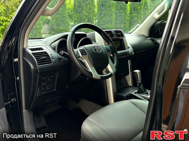 Черный Тойота Ленд Крузер Прадо, объемом двигателя 3 л и пробегом 200 тыс. км за 25900 $, фото 7 на Automoto.ua