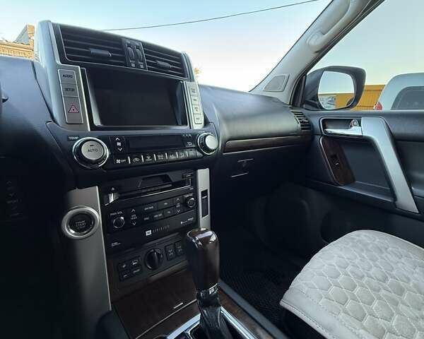 Черный Тойота Ленд Крузер Прадо, объемом двигателя 3.96 л и пробегом 190 тыс. км за 26500 $, фото 6 на Automoto.ua