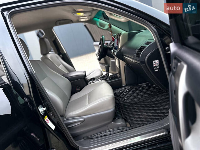 Черный Тойота Ленд Крузер Прадо, объемом двигателя 3 л и пробегом 120 тыс. км за 25999 $, фото 11 на Automoto.ua