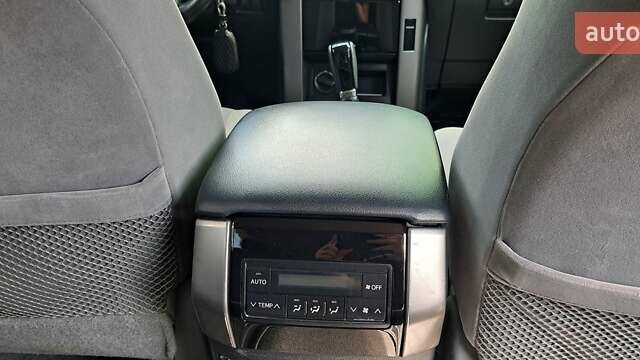 Черный Тойота Ленд Крузер Прадо, объемом двигателя 2.7 л и пробегом 180 тыс. км за 22500 $, фото 6 на Automoto.ua