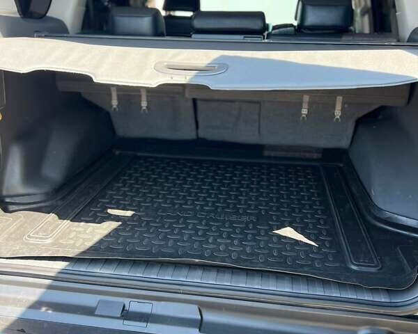 Тойота Ленд Крузер Прадо 2012 в Вознесенске на Automoto.ua Черный Тойота Ленд Крузер Прадо, объемом двигателя 3 л и пробегом 158 тыс. км за 29000 $, фото 13 на Automoto.ua