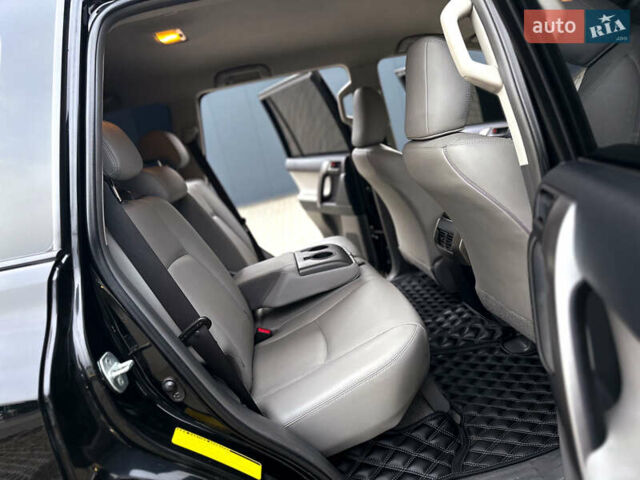 Черный Тойота Ленд Крузер Прадо, объемом двигателя 3 л и пробегом 120 тыс. км за 25999 $, фото 10 на Automoto.ua