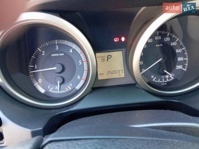 Черный Тойота Ленд Крузер Прадо, объемом двигателя 2.98 л и пробегом 251 тыс. км за 26000 $, фото 5 на Automoto.ua