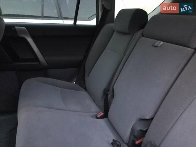 Черный Тойота Ленд Крузер Прадо, объемом двигателя 3 л и пробегом 141 тыс. км за 25800 $, фото 9 на Automoto.ua