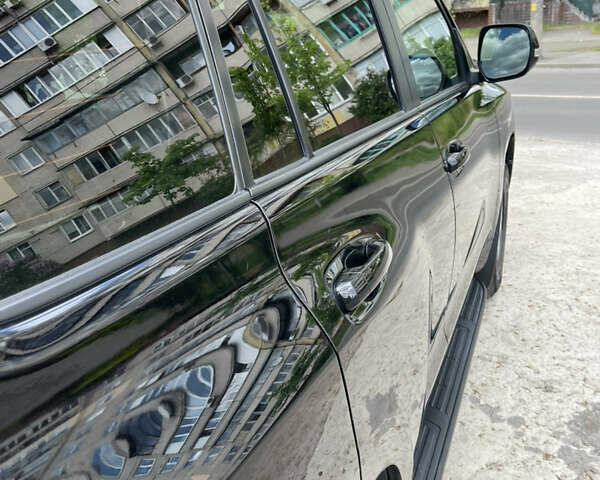 Тойота Ленд Крузер Прадо 2013 в Киеве на Automoto.ua Черный Тойота Ленд Крузер Прадо, объемом двигателя 2.98 л и пробегом 183 тыс. км за 29500 $, фото 2 на Automoto.ua