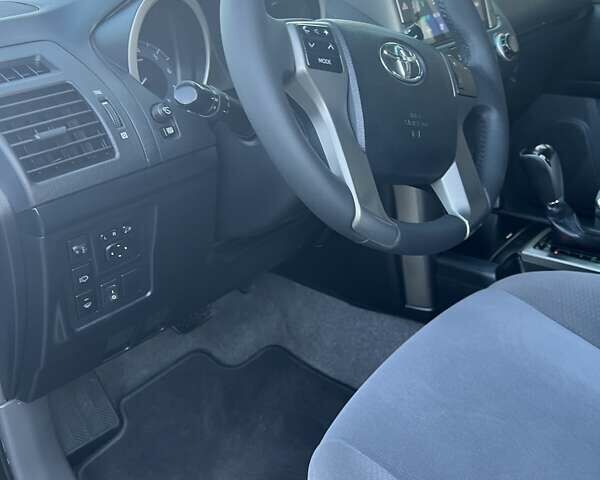 Чорний Тойота Ленд Крузер Прадо, об'ємом двигуна 2.7 л та пробігом 270 тис. км за 21111 $, фото 6 на Automoto.ua