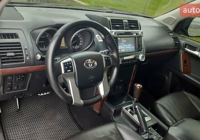 Черный Тойота Ленд Крузер Прадо, объемом двигателя 2.98 л и пробегом 240 тыс. км за 29500 $, фото 7 на Automoto.ua