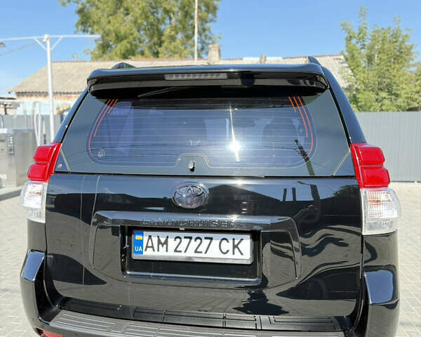 Чорний Тойота Ленд Крузер Прадо, об'ємом двигуна 3.96 л та пробігом 288 тис. км за 28000 $, фото 3 на Automoto.ua