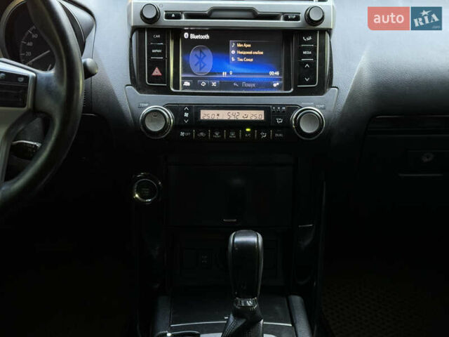 Черный Тойота Ленд Крузер Прадо, объемом двигателя 2.98 л и пробегом 290 тыс. км за 30500 $, фото 10 на Automoto.ua