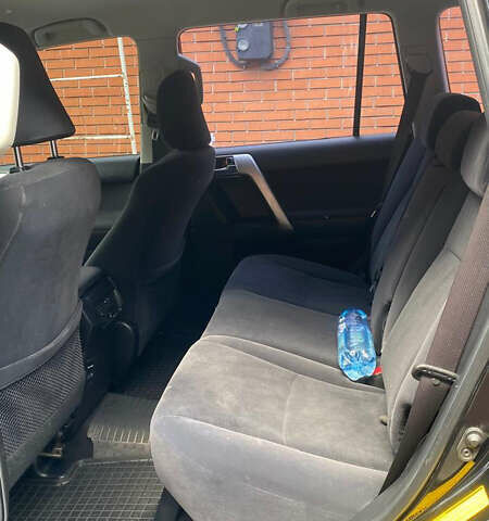 Черный Тойота Ленд Крузер Прадо, объемом двигателя 2.69 л и пробегом 137 тыс. км за 23400 $, фото 8 на Automoto.ua