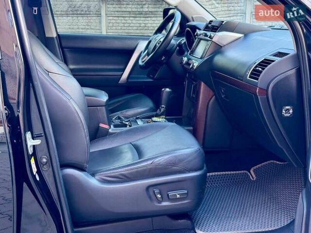 Черный Тойота Ленд Крузер Прадо, объемом двигателя 3 л и пробегом 140 тыс. км за 31000 $, фото 9 на Automoto.ua