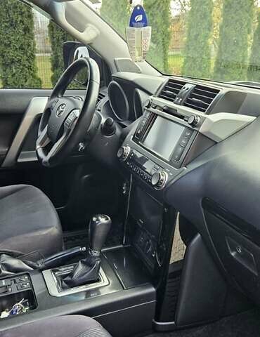 Черный Тойота Ленд Крузер Прадо, объемом двигателя 2.98 л и пробегом 240 тыс. км за 27000 $, фото 1 на Automoto.ua