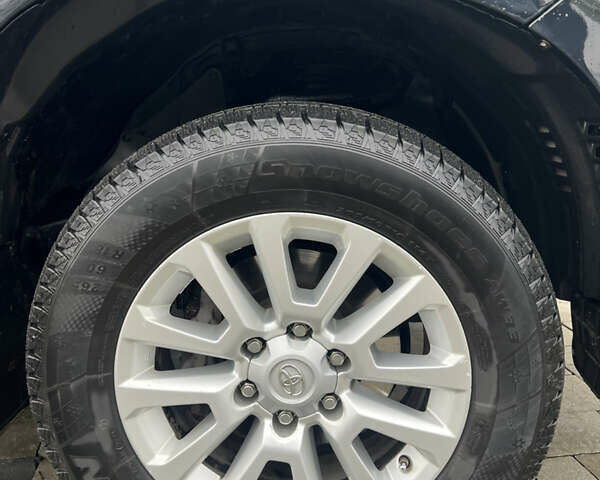 Черный Тойота Ленд Крузер Прадо, объемом двигателя 2.99 л и пробегом 265 тыс. км за 27800 $, фото 13 на Automoto.ua