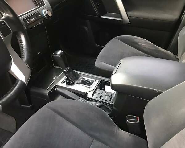 Чорний Тойота Ленд Крузер Прадо, об'ємом двигуна 2.69 л та пробігом 130 тис. км за 25500 $, фото 10 на Automoto.ua