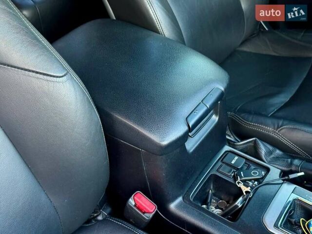 Черный Тойота Ленд Крузер Прадо, объемом двигателя 3 л и пробегом 140 тыс. км за 31000 $, фото 8 на Automoto.ua