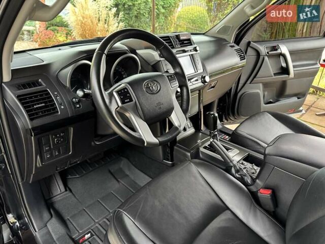 Черный Тойота Ленд Крузер Прадо, объемом двигателя 3 л и пробегом 132 тыс. км за 35900 $, фото 22 на Automoto.ua