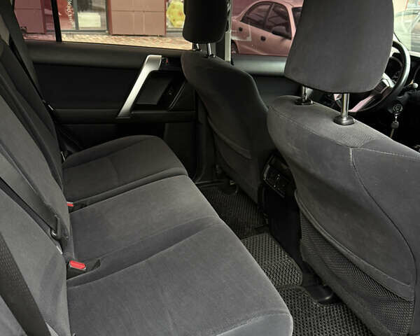 Черный Тойота Ленд Крузер Прадо, объемом двигателя 2.69 л и пробегом 120 тыс. км за 24900 $, фото 10 на Automoto.ua