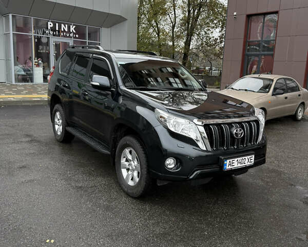 Черный Тойота Ленд Крузер Прадо, объемом двигателя 2.69 л и пробегом 120 тыс. км за 24900 $, фото 2 на Automoto.ua