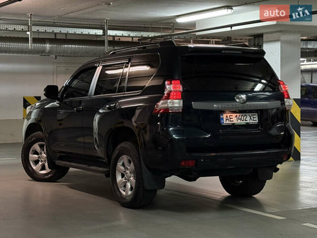 Черный Тойота Ленд Крузер Прадо, объемом двигателя 2.7 л и пробегом 120 тыс. км за 24500 $, фото 3 на Automoto.ua