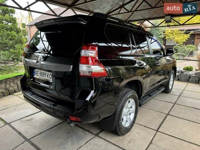 Черный Тойота Ленд Крузер Прадо, объемом двигателя 3 л и пробегом 132 тыс. км за 35900 $, фото 4 на Automoto.ua