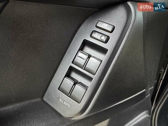 Черный Тойота Ленд Крузер Прадо, объемом двигателя 3 л и пробегом 132 тыс. км за 35900 $, фото 27 на Automoto.ua