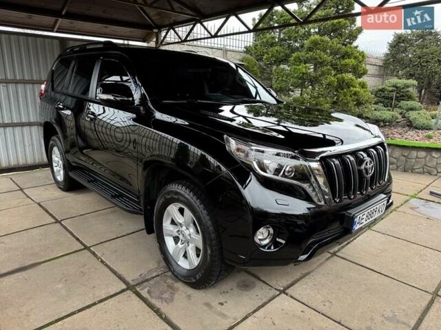 Черный Тойота Ленд Крузер Прадо, объемом двигателя 3 л и пробегом 132 тыс. км за 35900 $, фото 3 на Automoto.ua