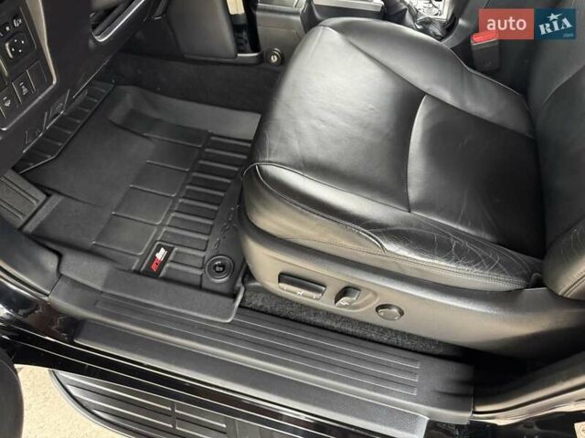 Черный Тойота Ленд Крузер Прадо, объемом двигателя 3 л и пробегом 132 тыс. км за 35900 $, фото 23 на Automoto.ua