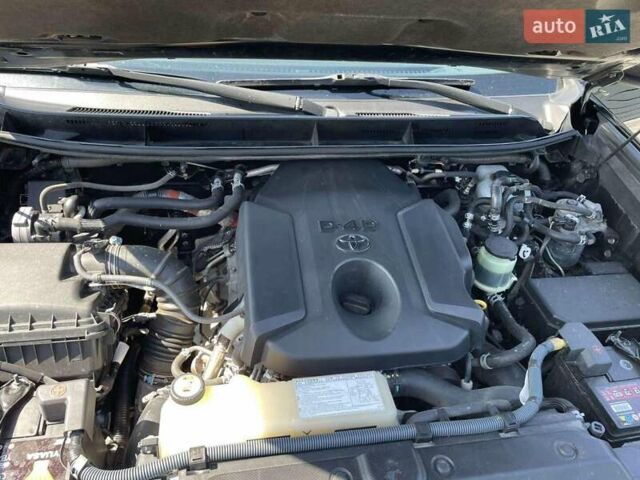 Черный Тойота Ленд Крузер Прадо, объемом двигателя 2.7 л и пробегом 378 тыс. км за 28000 $, фото 14 на Automoto.ua