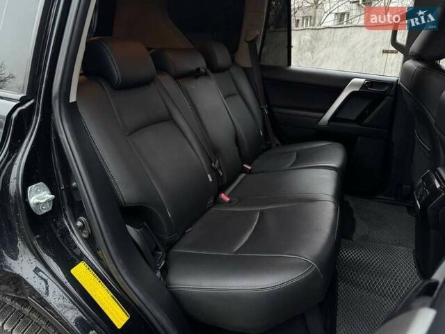 Чорний Тойота Ленд Крузер Прадо, об'ємом двигуна 2.8 л та пробігом 266 тис. км за 29990 $, фото 9 на Automoto.ua