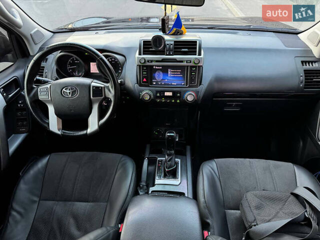 Черный Тойота Ленд Крузер Прадо, объемом двигателя 2.7 л и пробегом 170 тыс. км за 24999 $, фото 16 на Automoto.ua