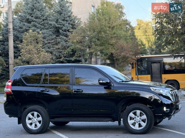 Тойота Ленд Крузер Прадо 2016 в Днепре (Днепропетровске) на Automoto.ua Черный Тойота Ленд Крузер Прадо, объемом двигателя 2.7 л и пробегом 123 тыс. км за 23300 $, фото 6 на Automoto.ua