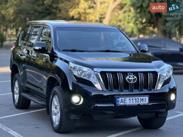 Тойота Ленд Крузер Прадо 2016 в Днепре (Днепропетровске) на Automoto.ua Черный Тойота Ленд Крузер Прадо, объемом двигателя 2.7 л и пробегом 123 тыс. км за 23300 $, фото 3 на Automoto.ua