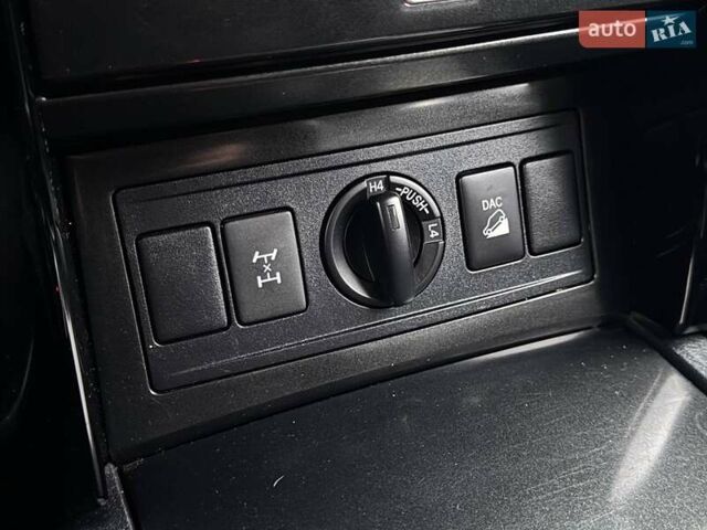 Чорний Тойота Ленд Крузер Прадо, об'ємом двигуна 2.8 л та пробігом 266 тис. км за 29990 $, фото 19 на Automoto.ua